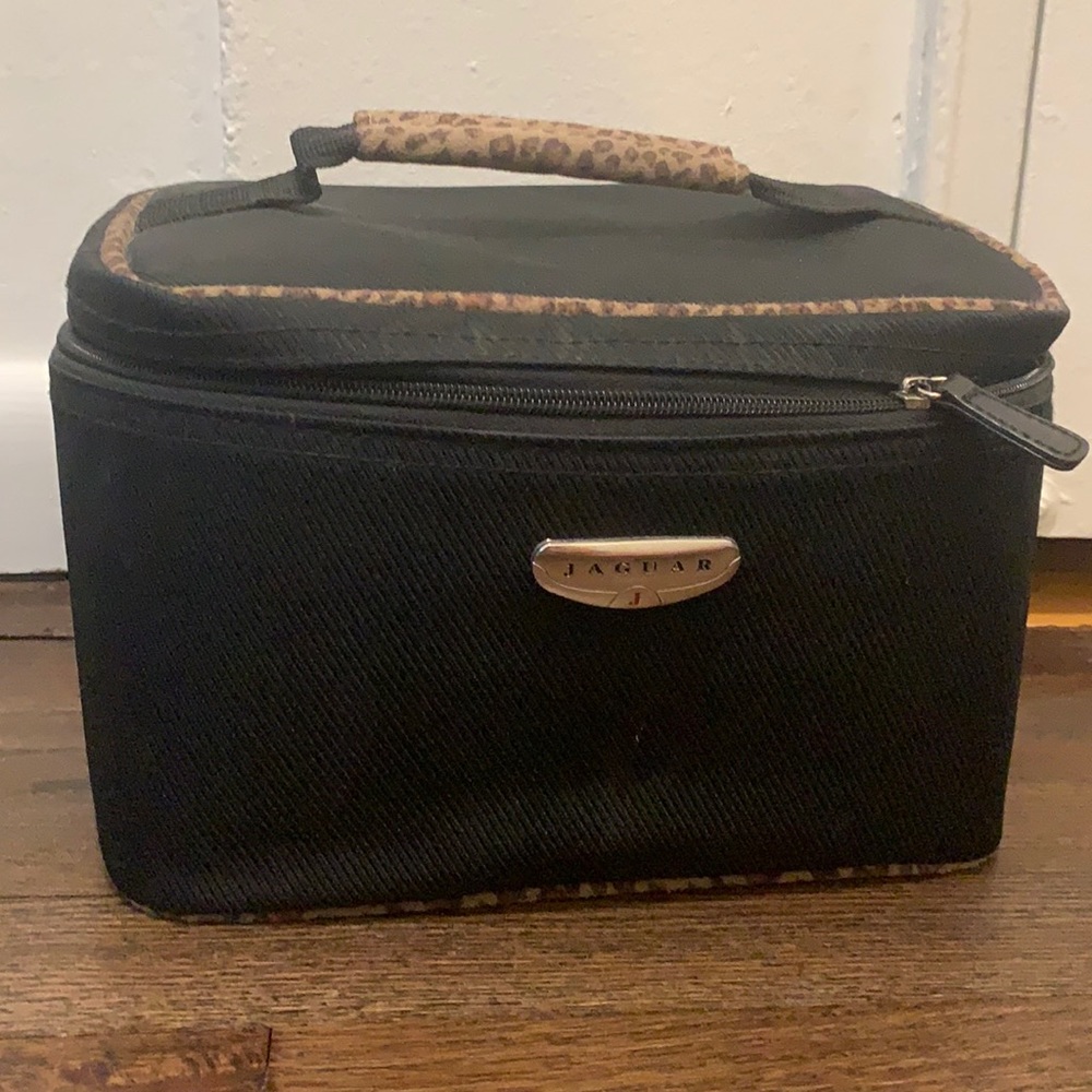 Jaguar & Pink Makeup Case💞